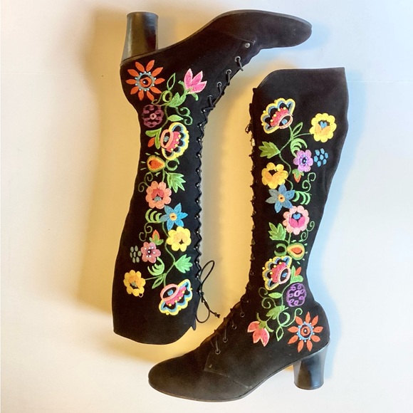 Vintage Penny Lane Embroidered Lace Up Granny Boots sz 7.5 - Picture 2 of 10
